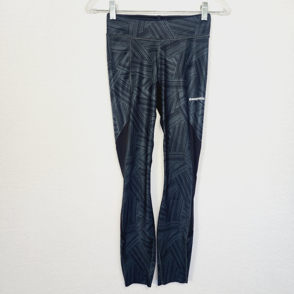 Patagonia Sz XXS Geometric/Solid Contrast Cropped Leggings.